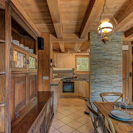 Chalet Blackbushe - Traditional Chalet - Alpes Travel - Sleeps 4-6 Les Houches Kültér fotó