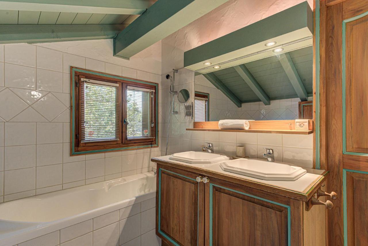 Chalet Blackbushe - Traditional Chalet - Alpes Travel - Sleeps 4-6 Les Houches Kültér fotó